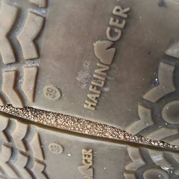 Haflinger Gray Wool Slippers with Purple Floral Design Slippers Size 39/8.5US - Picture 12 of 13